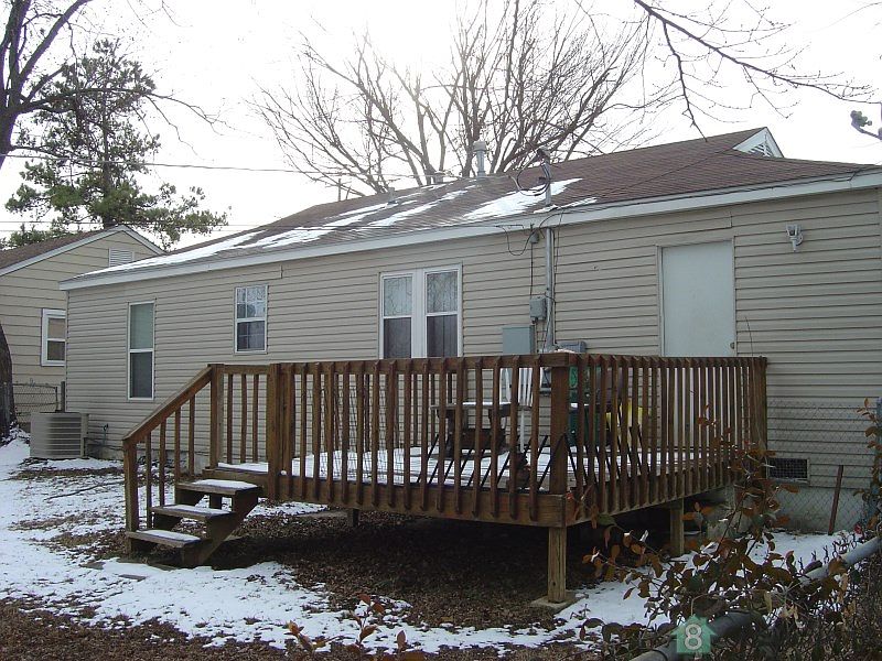 2nd image of 1507 N Delaware Pl