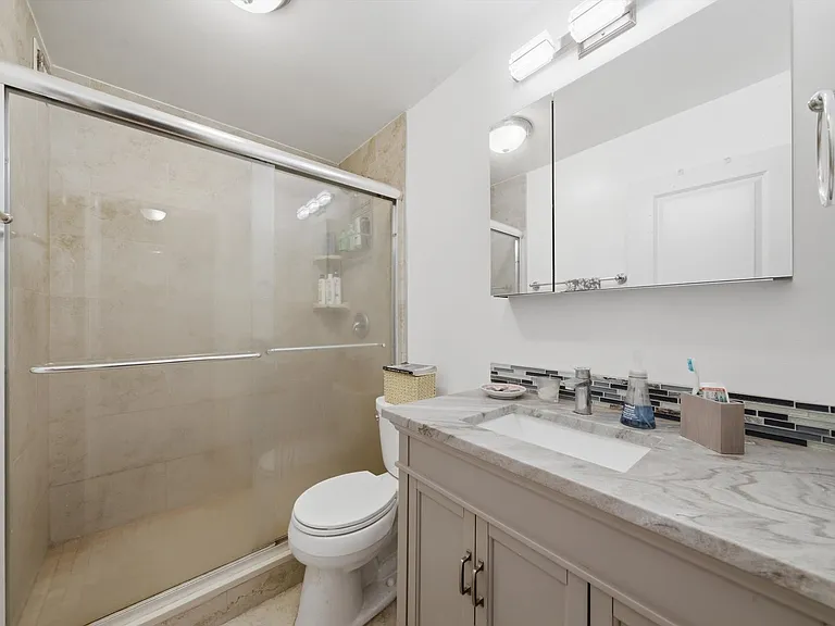 1560 N Sandburg Ter #509J — Photo 10