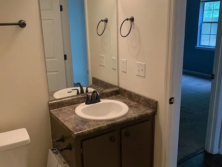 706 Timber Ridge Trl — Photo 17