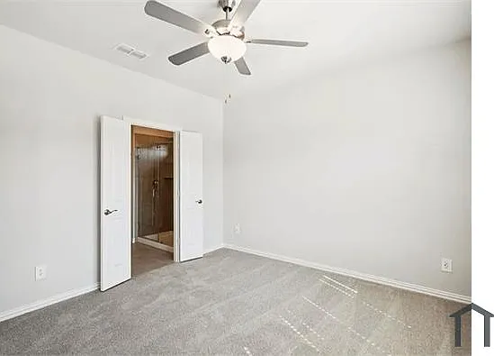 802 Leavenworth Dr — Photo 6