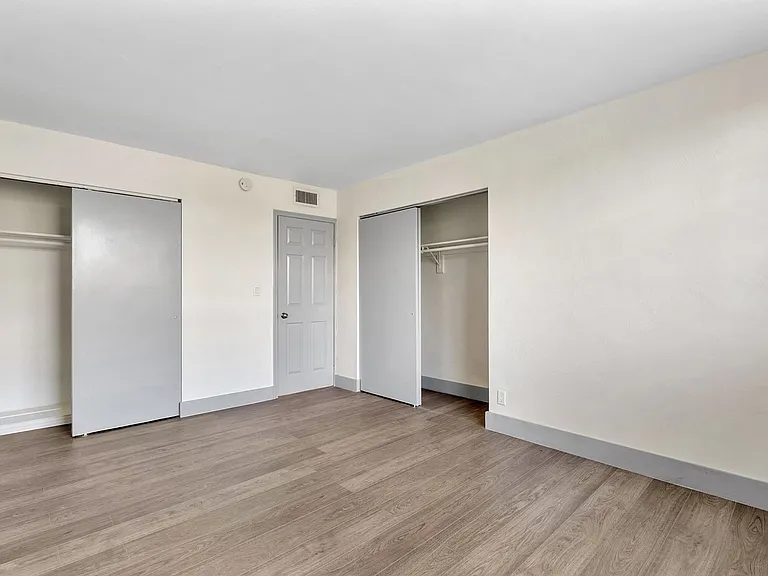 1715 N 16th Ave #111 — Photo 43