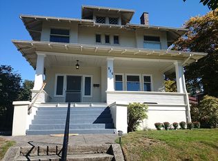 914 21st Ave E, Seattle, WA 98112