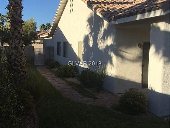 4th image of 1393 Doggett Ave