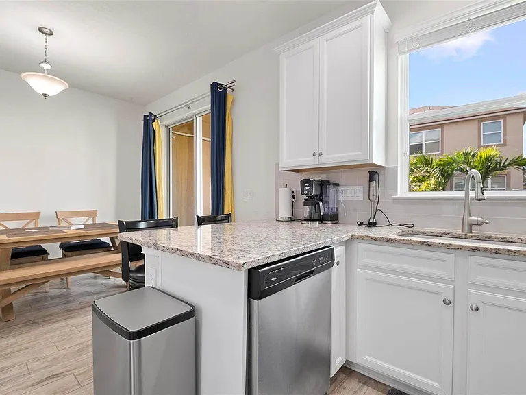 5004 Skyview Ln — Photo 17