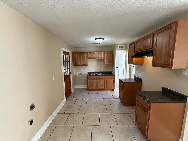 2600 Smith Ridge Rd — Photo 13