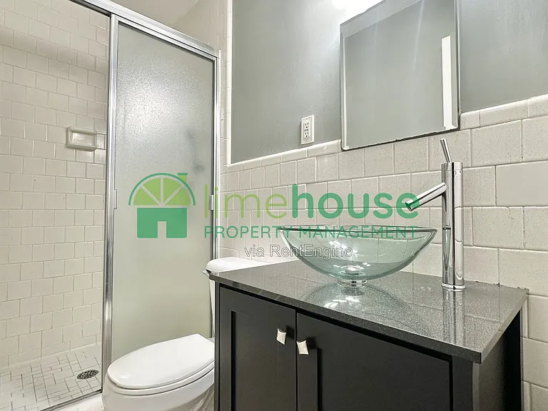 417 Lynn Shores Dr — Photo 18