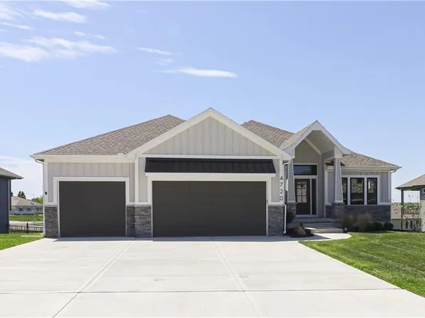 4720 NE Freehold Dr, Lees Summit, MO 64064