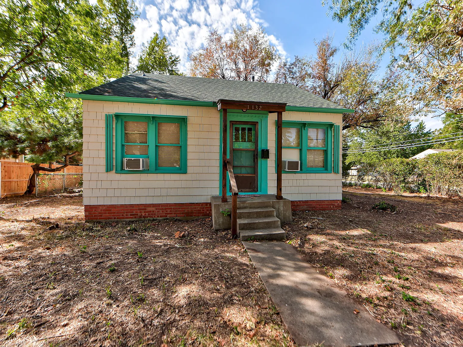 1132 West Eufaula Street - 1 — Photo 2