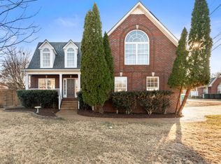 211 Cheyenne Dr, White House, TN 37188