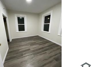 621 Harvard St APT 1, Manchester, NH 03103
