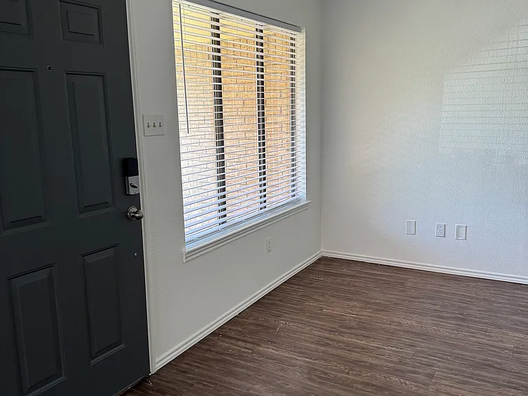 7505 Akron Ave #B — Photo 7