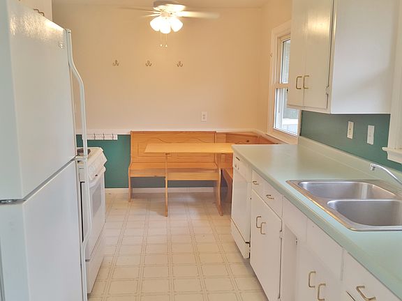 4th image of 7300 73rd Ave N