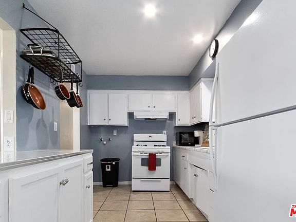 4th image of 38457 Sumac Ave