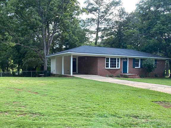 Exterior side view of the house