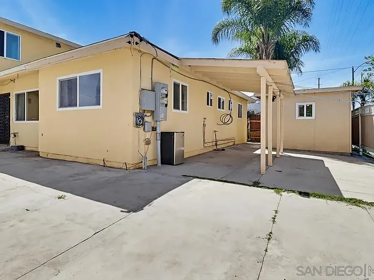 3095 L St — Photo 3