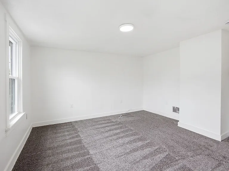 2906 Chester St — Photo 22