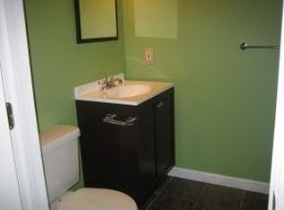 7 1/2 McGregor St, Derry, NH 03038