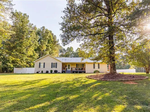 4880 Sherman Allen Rd, Gainesville, GA 30507