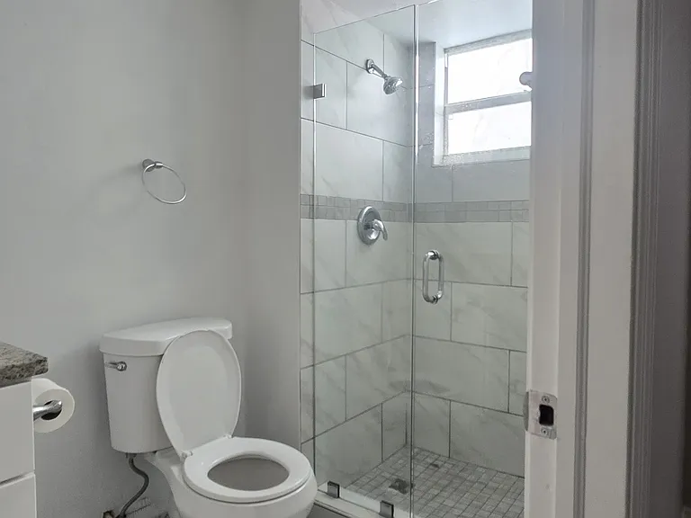 4952 Vincennes St #4 — Photo 7