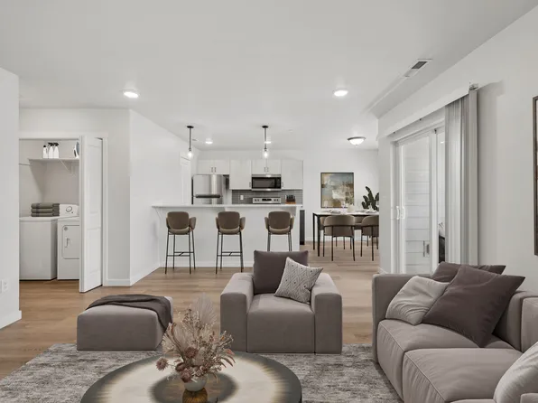 Breckenridge Apartments