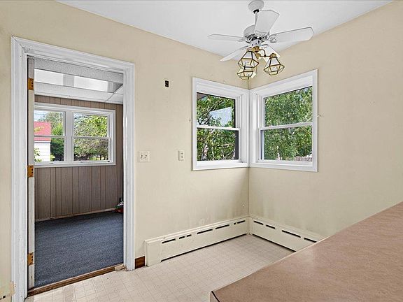 5th image of 801 12th Ave