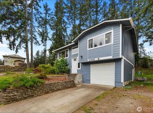 23402 SE 267th St, Maple Valley, WA 98038