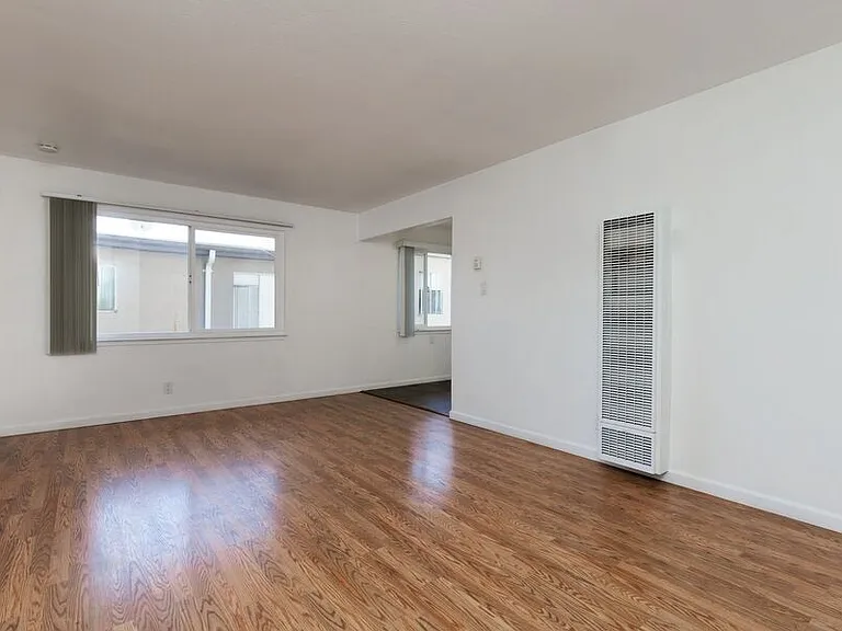 370 Staten Avenue — Photo 32
