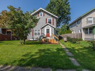 78 20th St SW, Barberton, OH 44203