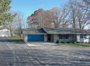 5525 N Coloma Rd, Coloma, MI 49038