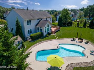 1379 Bridport Dr, Toms River, NJ 08755