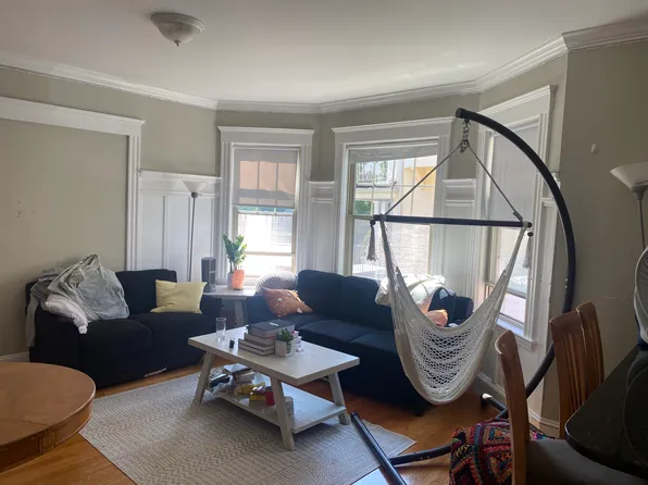 69 Hillsdale Rd Floor 1, Medford, MA 02155