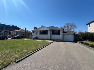 2504 Donnavale Dr, Mississauga, ON