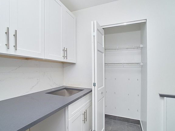 4th image of 327 Saint Nicholas Ave APT 4B