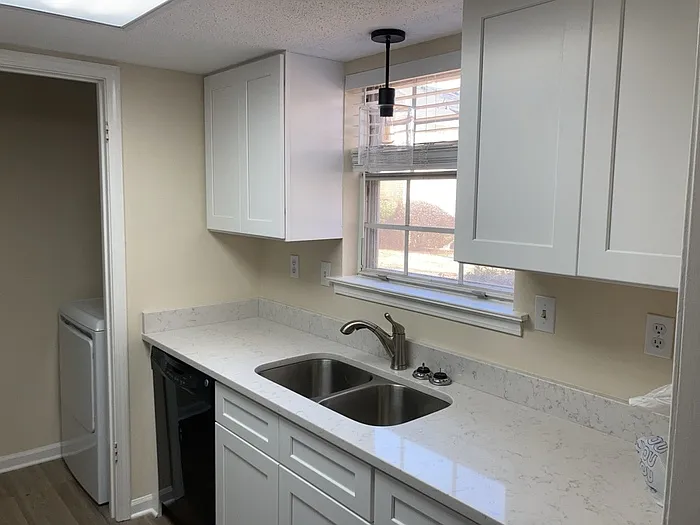 925 Cleveland St #191 — Photo 5