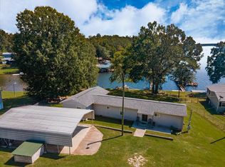 756 Lakeview Farm Rd, Cross hill, SC 29332