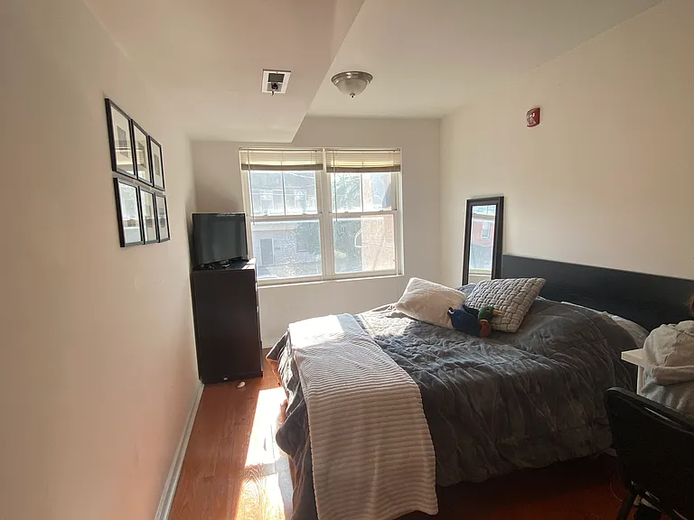 337 N 40th St #3 — Photo 1