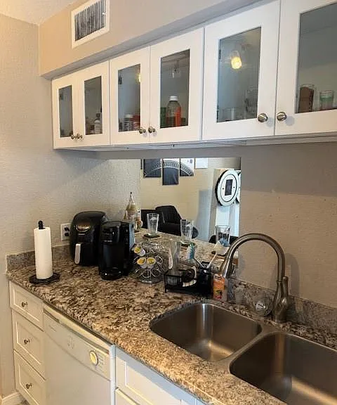 6111 Beverly Hill St #35 — Photo 10