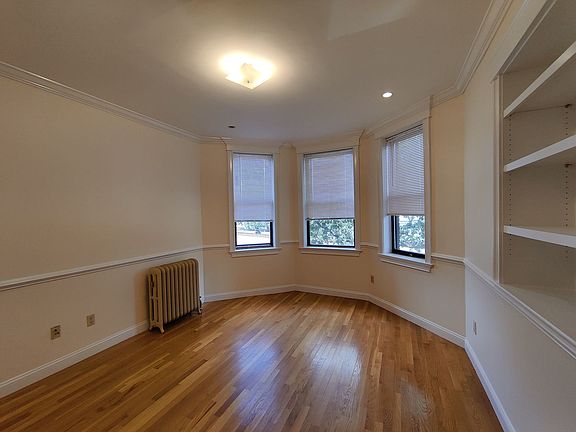 2nd image of 1325 Commonwealth Ave APT 7A