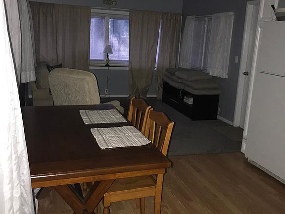 2nd image of 4837 Goldfinch Dr