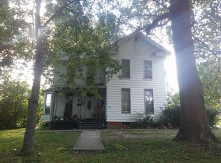 501 S Locust St, Pana, IL
