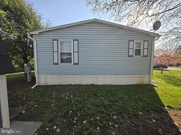 4th image of 800 York Rd Trailer 41