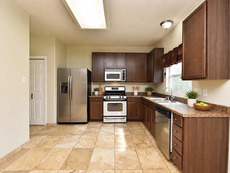 29631 Turnbury Village Dr — Photo 11