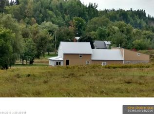 18 Gardiner Rd, Houlton, ME 04730
