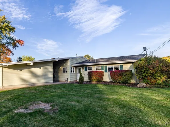34 Steele Cir, Niagara Falls, NY 14304