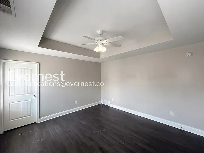 3229 Earlcastle Dr — Photo 11