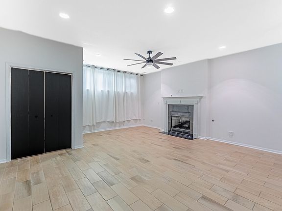 3rd image of 1107 S Independence Blvd Unit 1