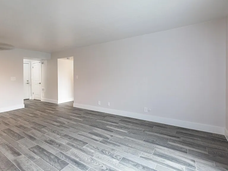 Foothill Place Apartments — Photo 21