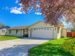 1605 S 70th Ave, Yakima, WA