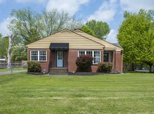 2025 Woodrow Dr, Knoxville, TN 37918