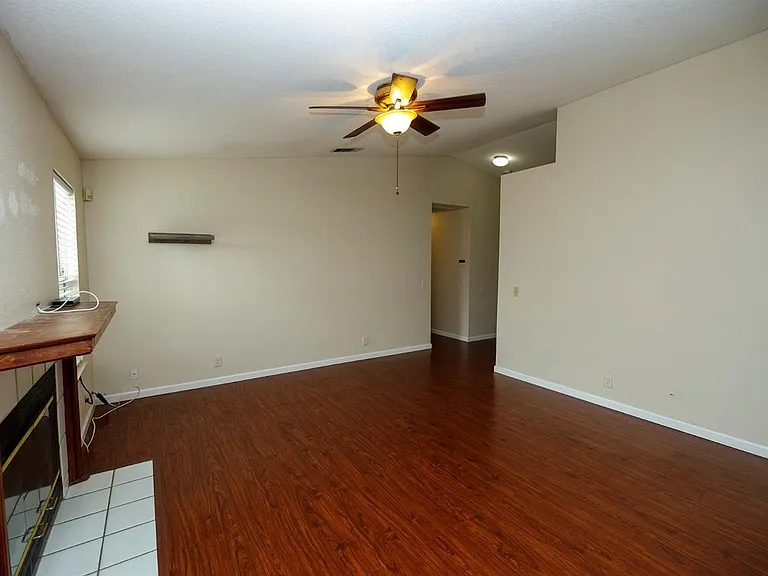 2112 Goldstone Way — Photo 10